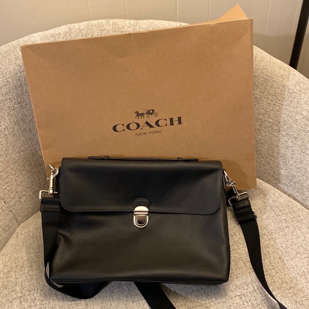 Coach Men’s Beckett Flap Brief - Black